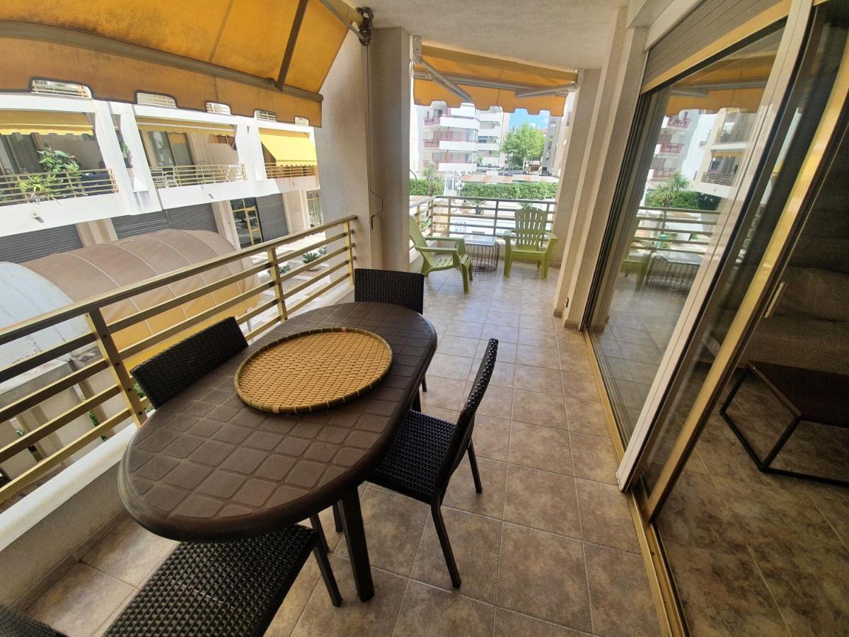 Salou Novelty Primera Linea De Mar Kültér fotó